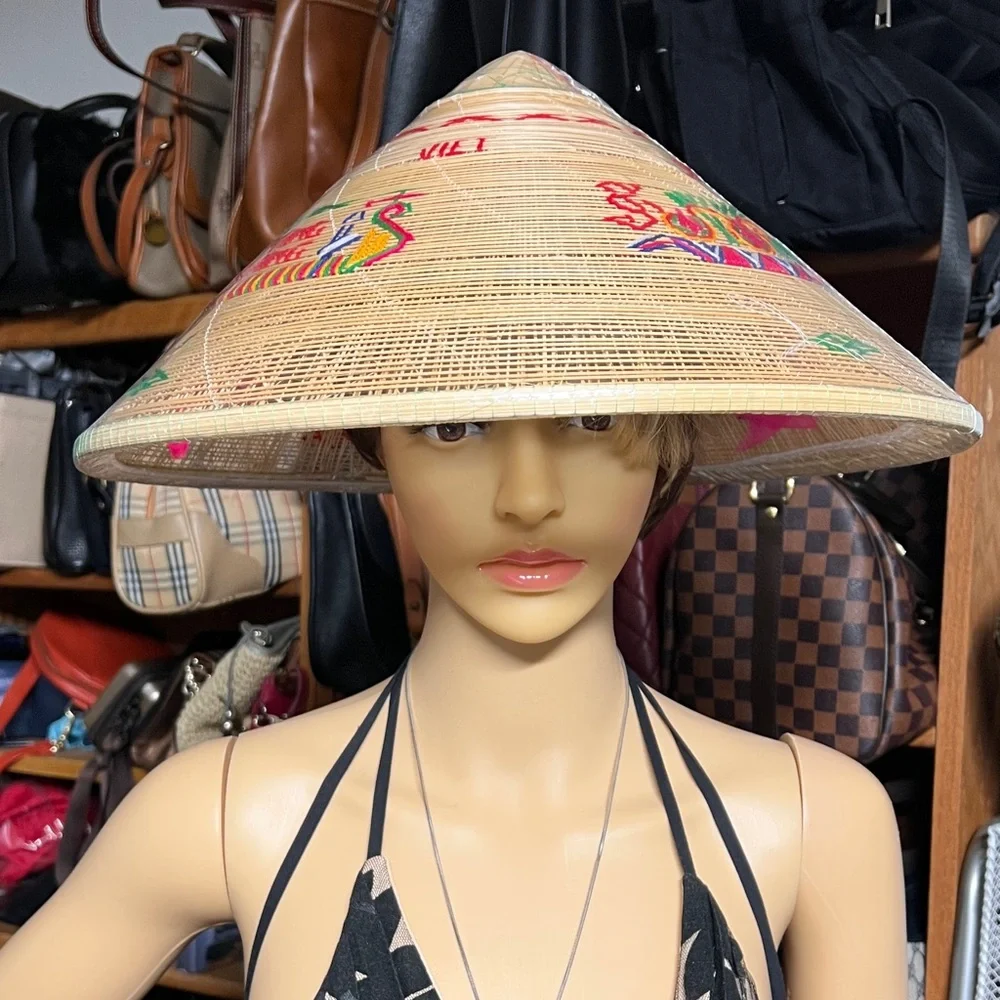 Vietnam’s Iconic Non La Hat